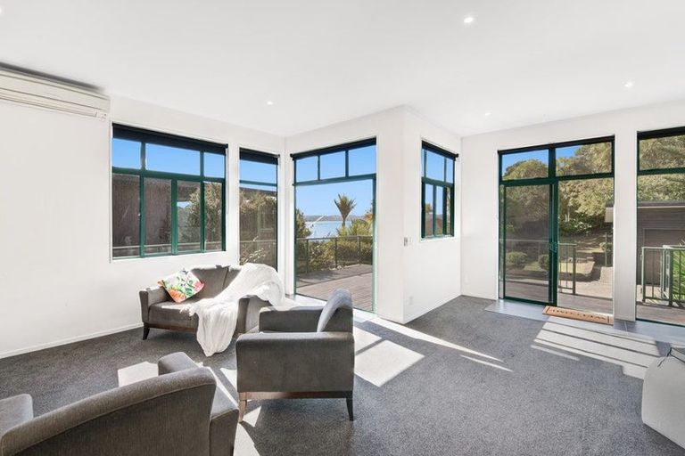 Photo of property in 57 Duncansby Road, Stanmore Bay, Whangaparaoa, 0932