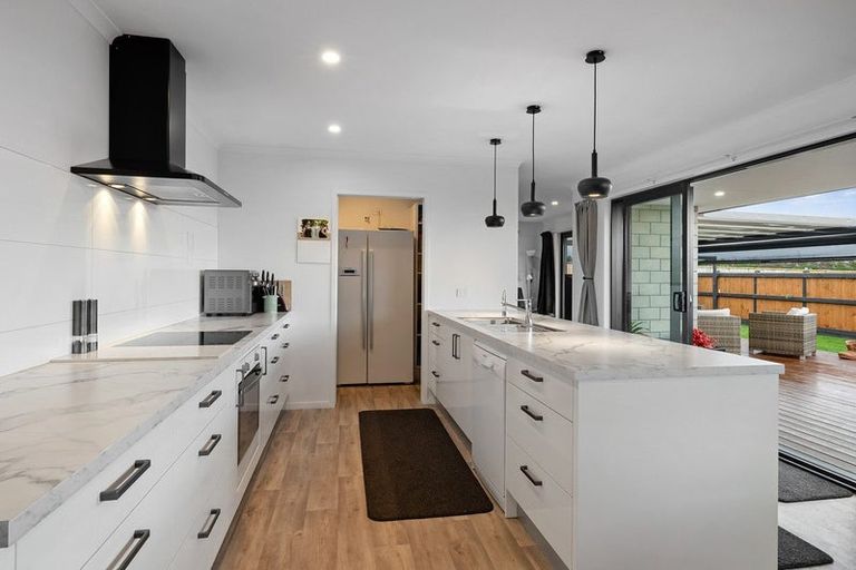 Photo of property in 11 Tangaroa Street, Waitara, 4320