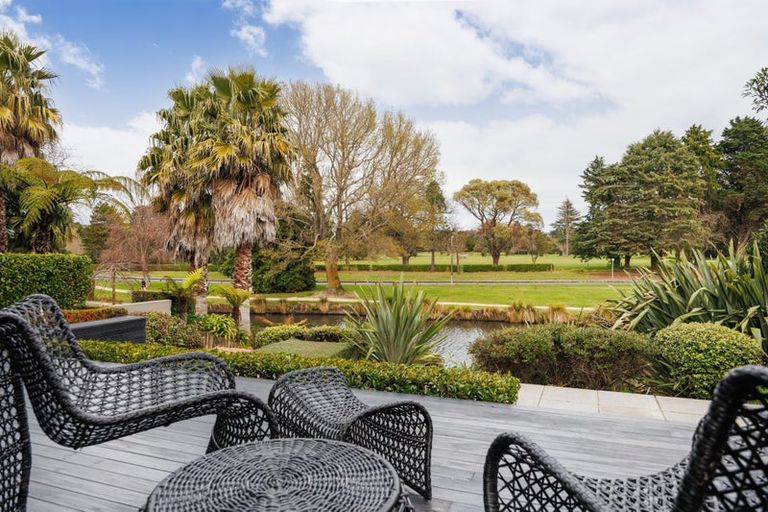 Photo of property in 25 Montgomery Terrace, Hokowhitu, Palmerston North, 4410