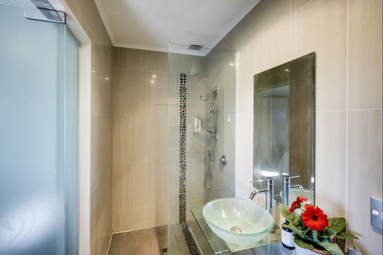 Photo of property in 54 Le Quesne Road, Bay View, Napier, 4104