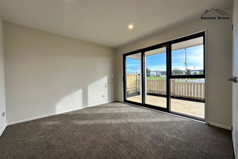 Photo of property in 14 Rorotu Avenue, Karaka, Papakura, 2113