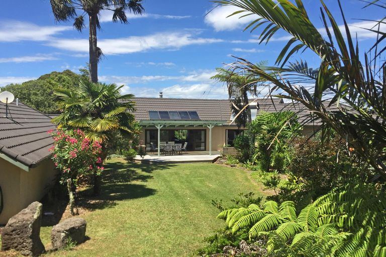 Photo of property in 190 Landing Road, Kerikeri, 0294