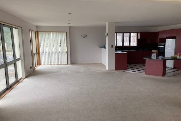 Photo of property in 12a Imran Terrace, Khandallah, Wellington, 6035