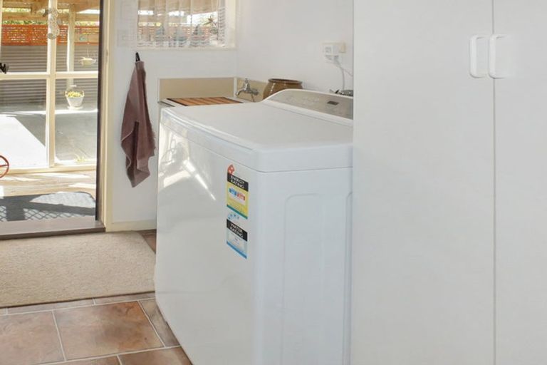 Photo of property in 20 Cousins Avenue East, Foxton Beach, Foxton, 4815