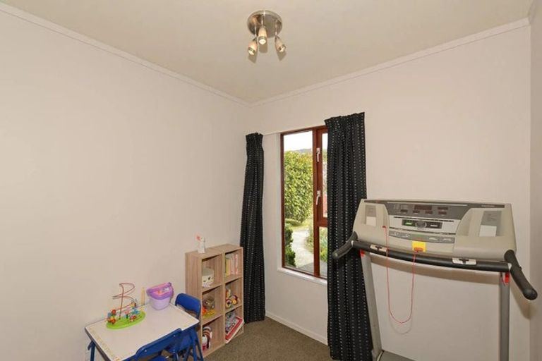 Photo of property in 26b Brentwood Street, Trentham, Upper Hutt, 5018