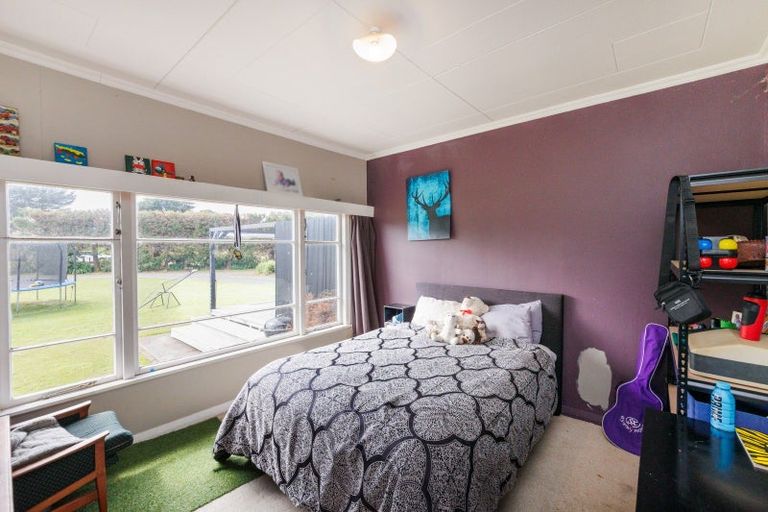 Photo of property in 17 Raumai Road, Bulls, 4894