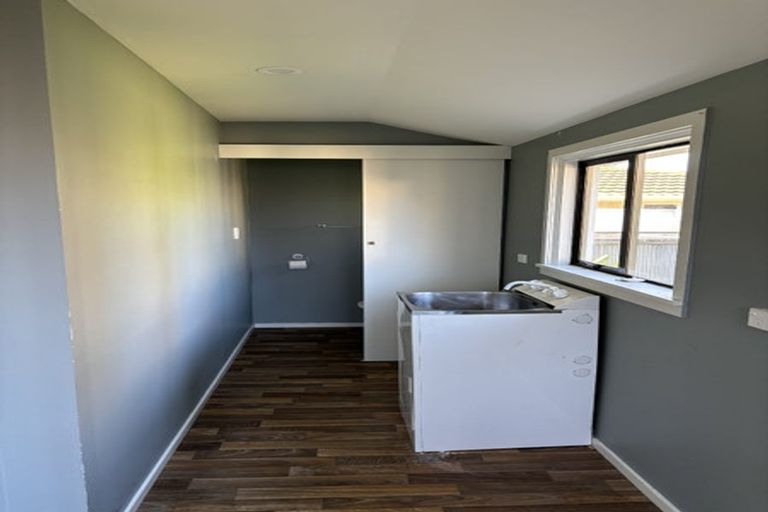 Photo of property in 11 Wittys Road, Avonhead, Christchurch, 8042