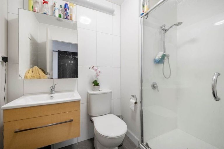 Photo of property in Twin Towers, 811/17 Putney Way, Manukau, Auckland, 2104