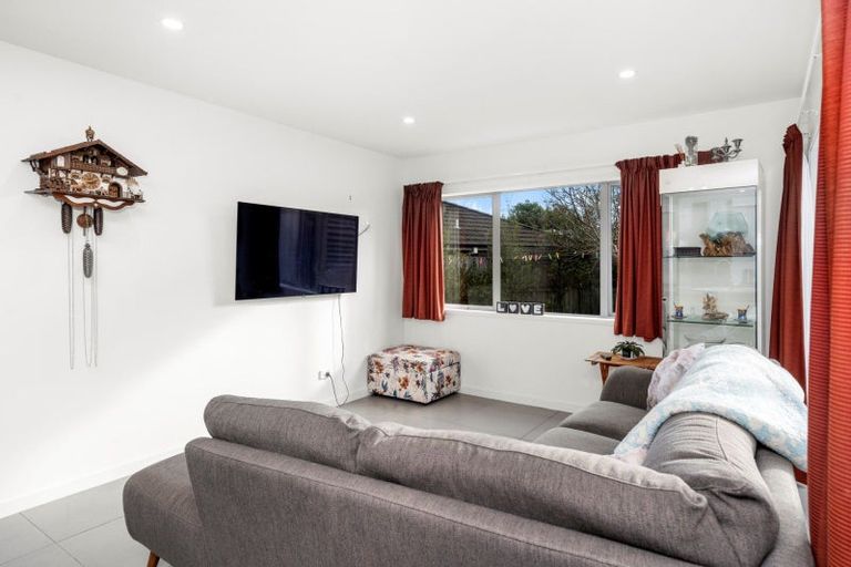 Photo of property in 16 Coral Drive, Papamoa Beach, Papamoa, 3118