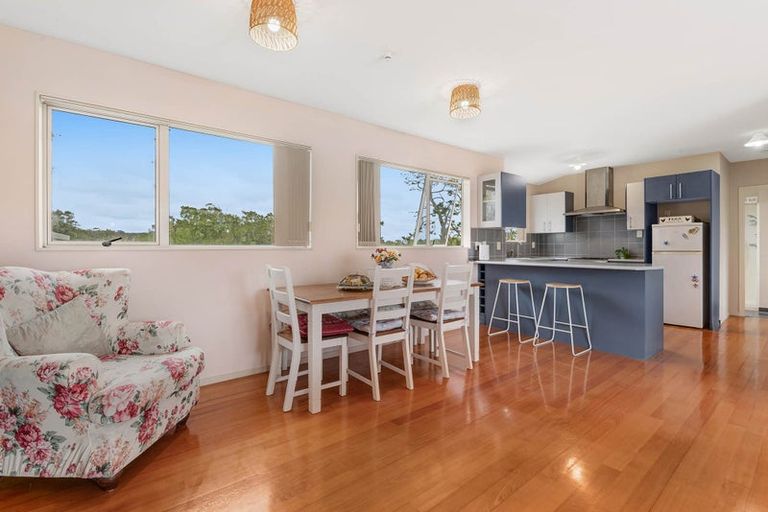 Photo of property in 37 Te Pua School Road, Helensville, 0875