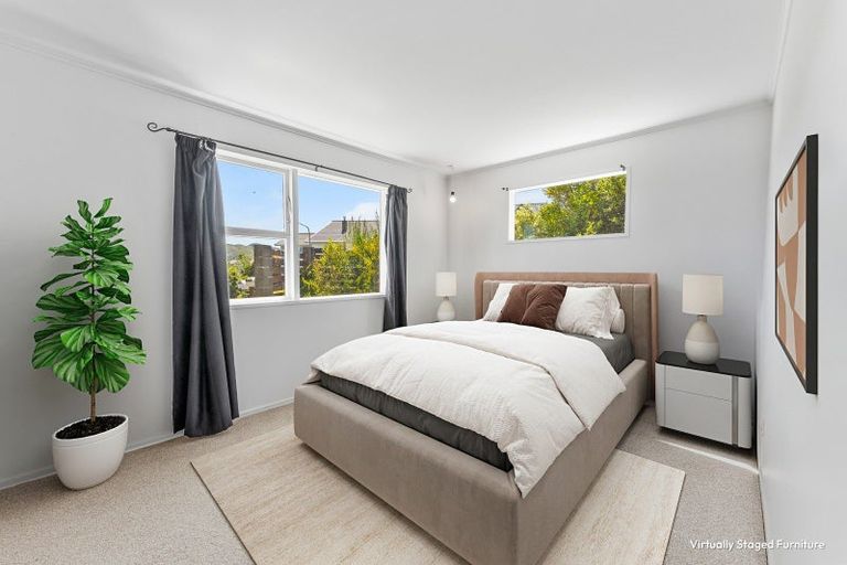 Photo of property in 29 Oakleigh Street, Maungaraki, Lower Hutt, 5010