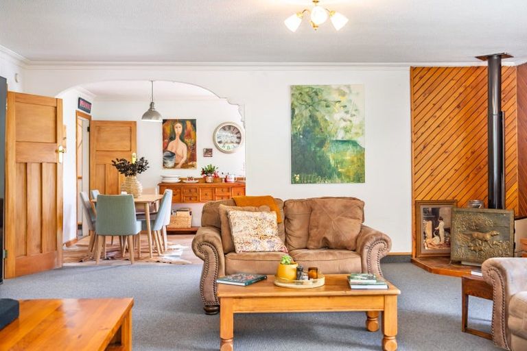 Photo of property in 17 Black Beech Street, Birchville, Upper Hutt, 5018