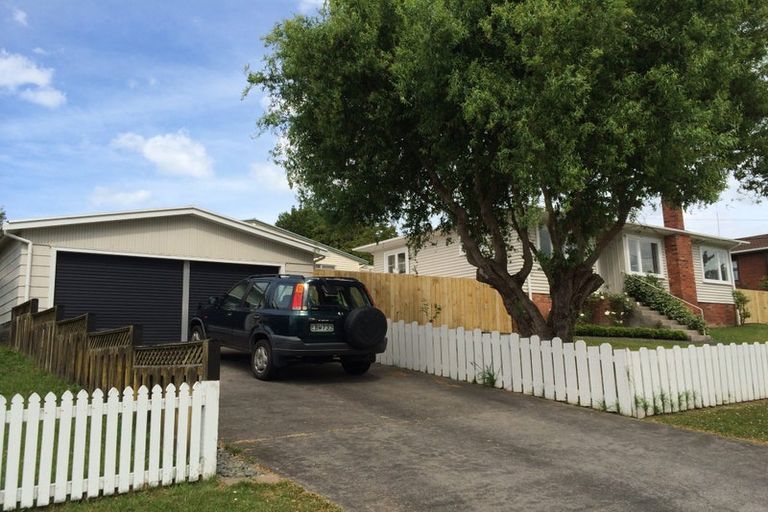 Photo of property in 1/13 Elliott Avenue, Bayview, Auckland, 0629