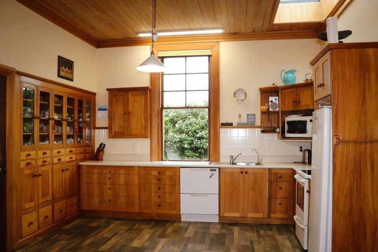 Photo of property in 49 Eglinton Street, Winton, 9720