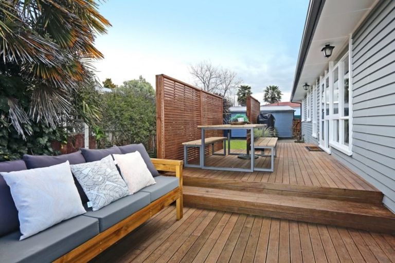 Photo of property in 615 Willow Place, Akina, Hastings, 4122