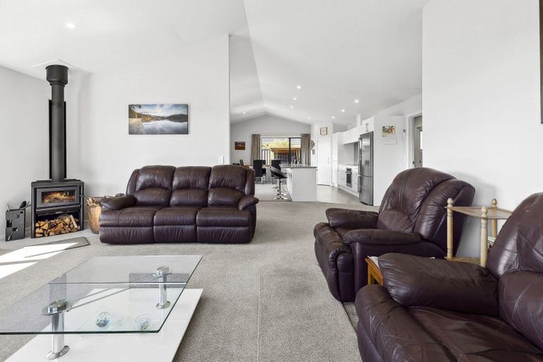 Photo of property in 7 Wren Street, Albert Town, Wanaka, 9305