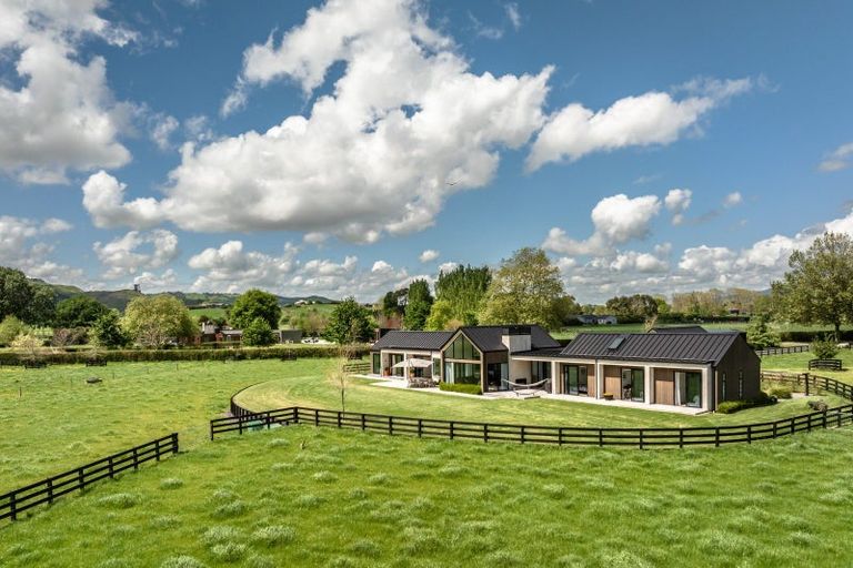 Photo of property in 2/164 Fencourt Road, Cambridge, 3496