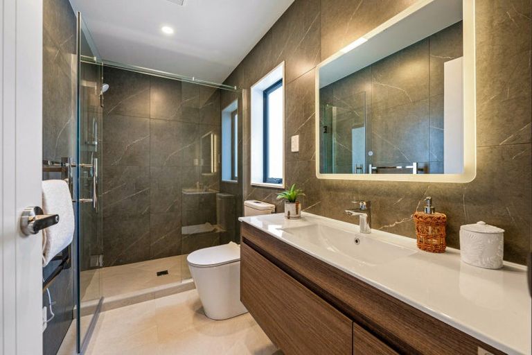 Photo of property in 10a Egret Court, Unsworth Heights, 0632