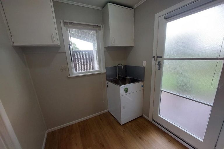 Photo of property in 1/4 Paul Place, Pakuranga, Auckland, 2010