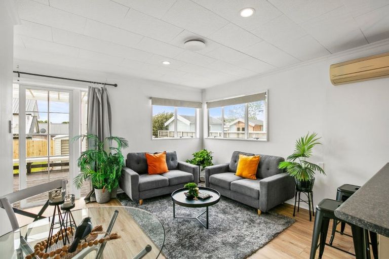 Photo of property in 83 Clemow Road, Fitzroy, New Plymouth, 4312