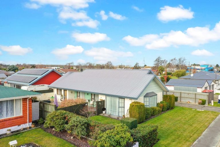 Photo of property in 6 Shearer Street, Tinwald, Ashburton, 7700