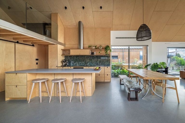 Photo of property in 7 Campbell Road, Wanaka, 9305