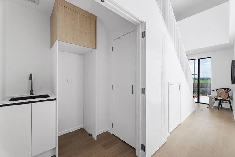 Photo of property in 29 Carronade Street, Papamoa Beach, Papamoa, 3118