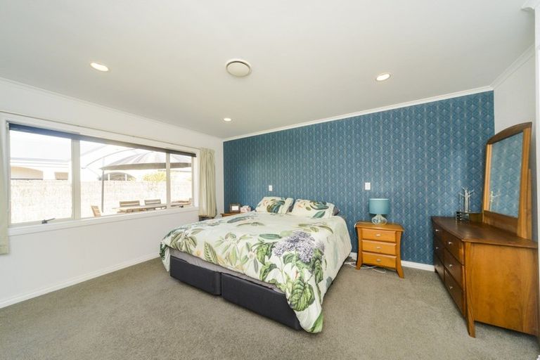 Photo of property in 15 Flemington Lane, Awapuni, Palmerston North, 4412