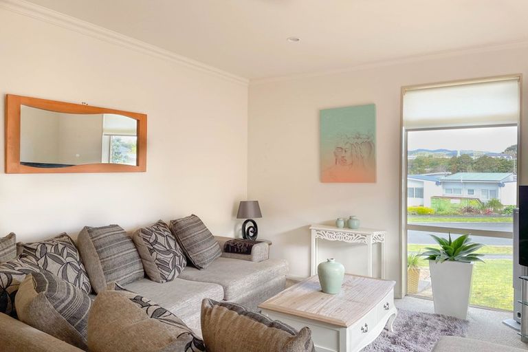 Photo of property in 6 Tuturu View, Ruakaka, 0116