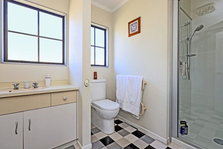 Photo of property in 57b Iona Road, Havelock North, 4130