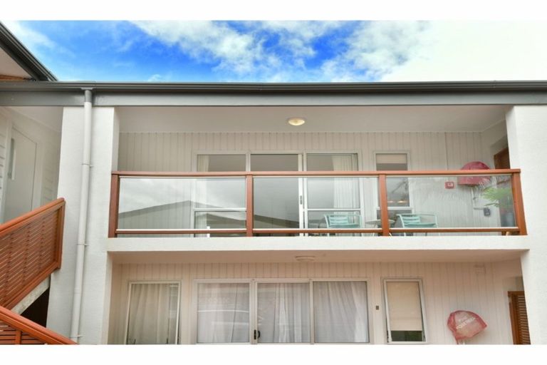 Photo of property in 4/416 Hibiscus Coast Highway, Orewa, 0931