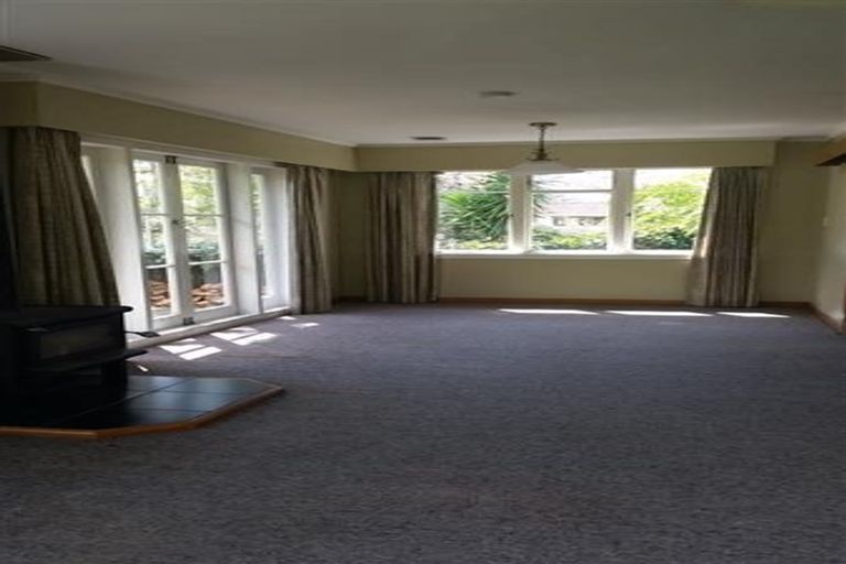 Photo of property in 1/43 Belt Road, Moturoa, New Plymouth, 4310