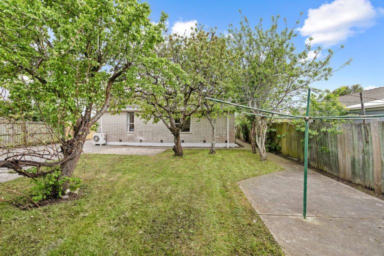 Photo of property in 416 Mairehau Road, Parklands, Christchurch, 8083