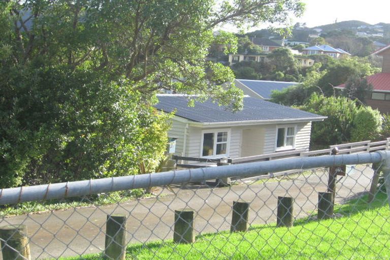 Photo of property in 27 Korokoro Road, Korokoro, Lower Hutt, 5012