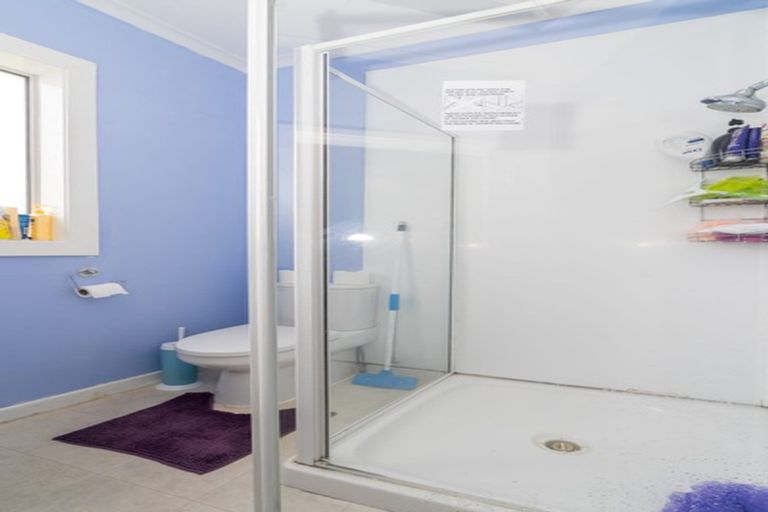 Photo of property in 3 Stuart Street, Owaka, 9535