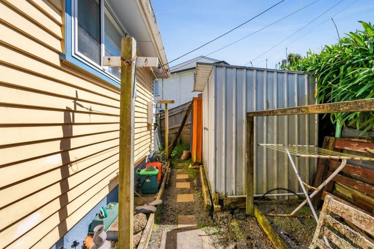 Photo of property in 21 Blackmore Street, Lynmouth, New Plymouth, 4310
