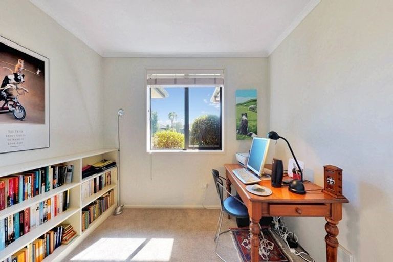 Photo of property in 3 Carrington Drive, Papamoa Beach, Papamoa, 3118