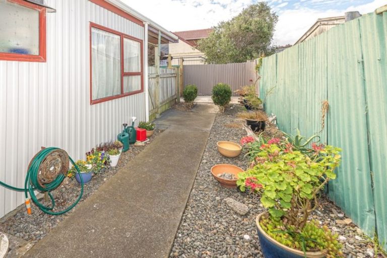 Photo of property in 180a Cornfoot Street, Castlecliff, Whanganui, 4501