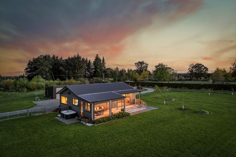 Photo of property in 189a Carrs Road, Loburn, Rangiora, 7472