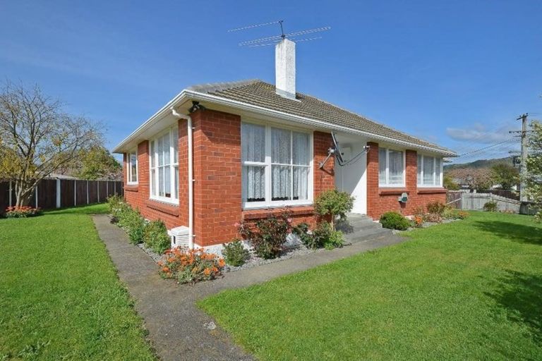 Photo of property in 3 Mary Crescent, Elderslea, Upper Hutt, 5018