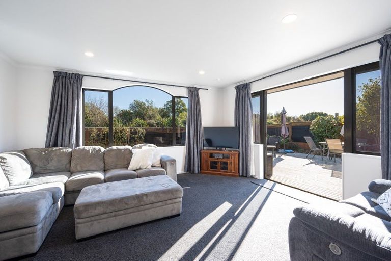 Photo of property in 16 Allport Place, Stoke, Nelson, 7011