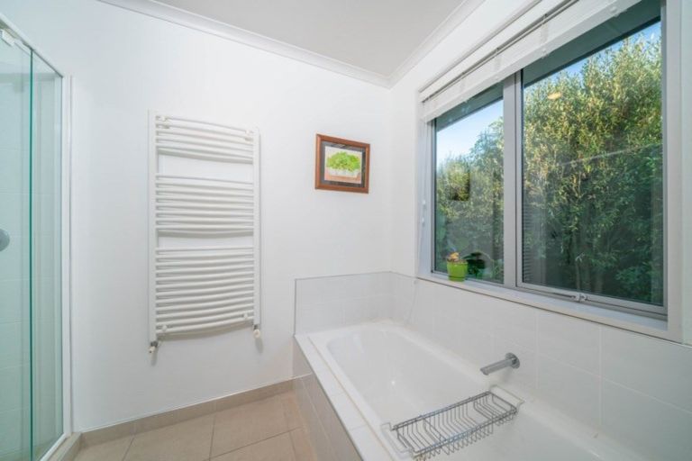 Photo of property in 4 Tatahi Street, Parklands, Christchurch, 8083