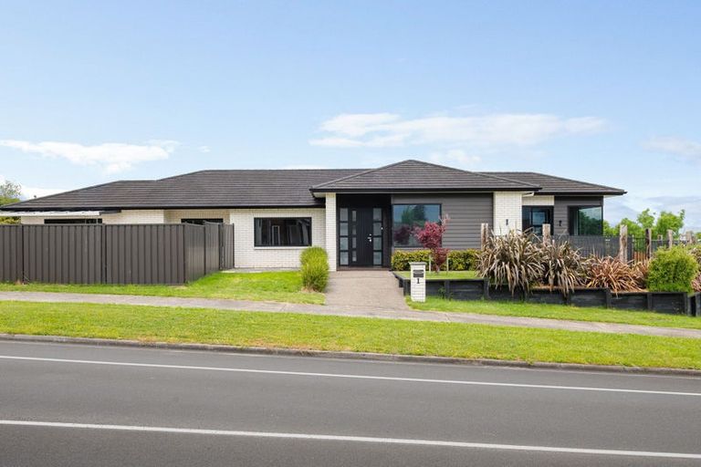 Photo of property in 1 Waireka Road, Rototuna North, Hamilton, 3210