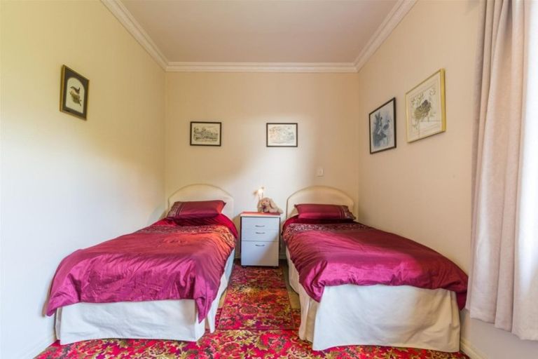 Photo of property in 5 Plassey Street, Havelock North, 4130