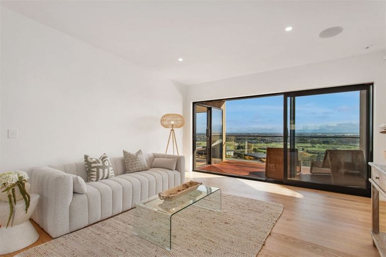 Photo of property in 8 Francis Mill Grove, Westmorland, Christchurch, 8025