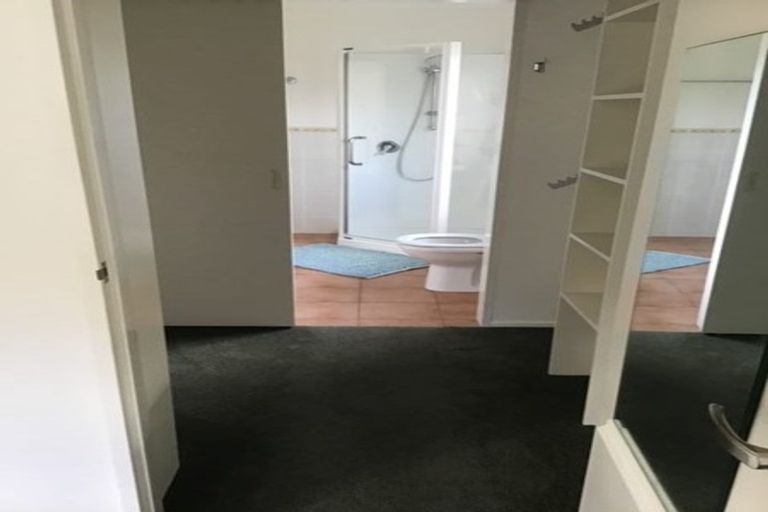 Photo of property in 11 Avion Terrace, Raumati Beach, Paraparaumu, 5032