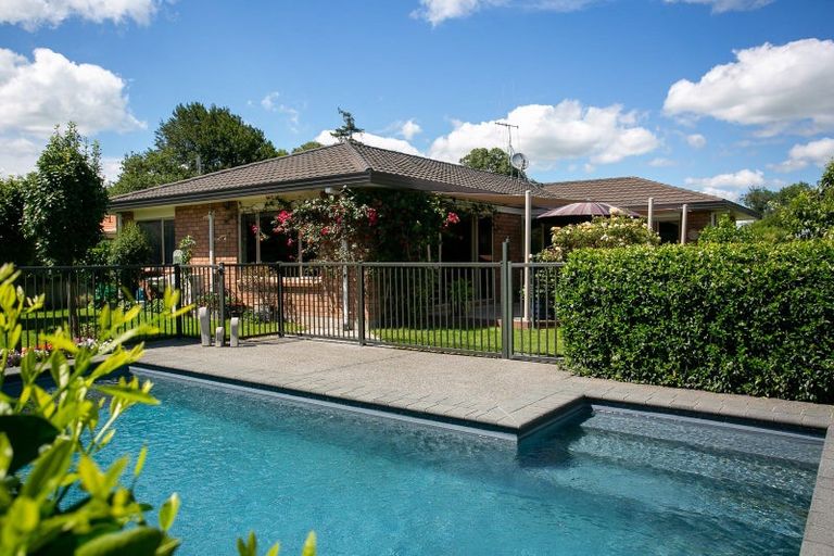 Photo of property in 109 Arnold Street, Leamington, Cambridge, 3432