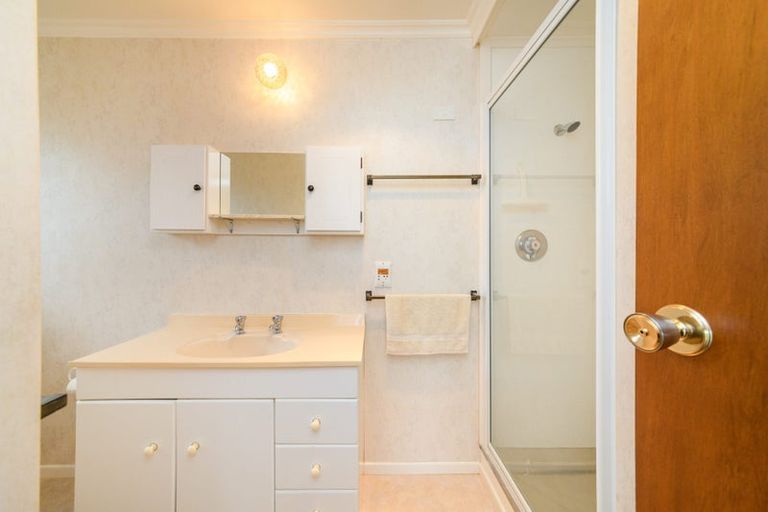 Photo of property in 41 Kentucky Way, Awapuni, Palmerston North, 4412