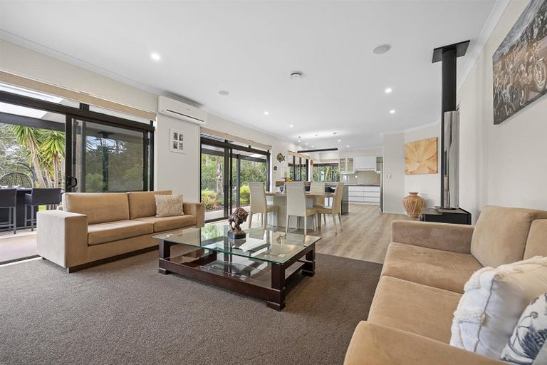 Photo of property in 47 Terry Smyth Drive, Kumeu, 0892