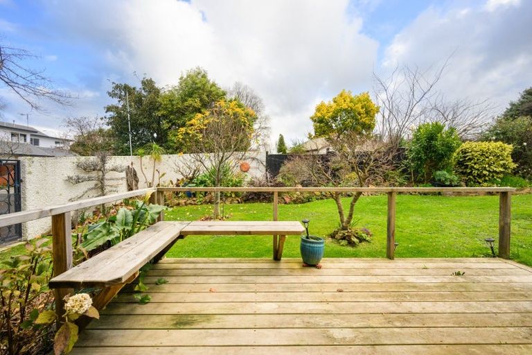 Photo of property in 19 Ashburn Lane, Awapuni, Palmerston North, 4412
